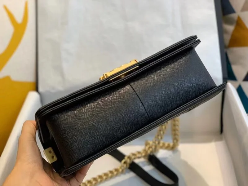 Chanel Boy Chanel Chain Shoulder Bag A67086 Caviar Skin Black Used Women Shw