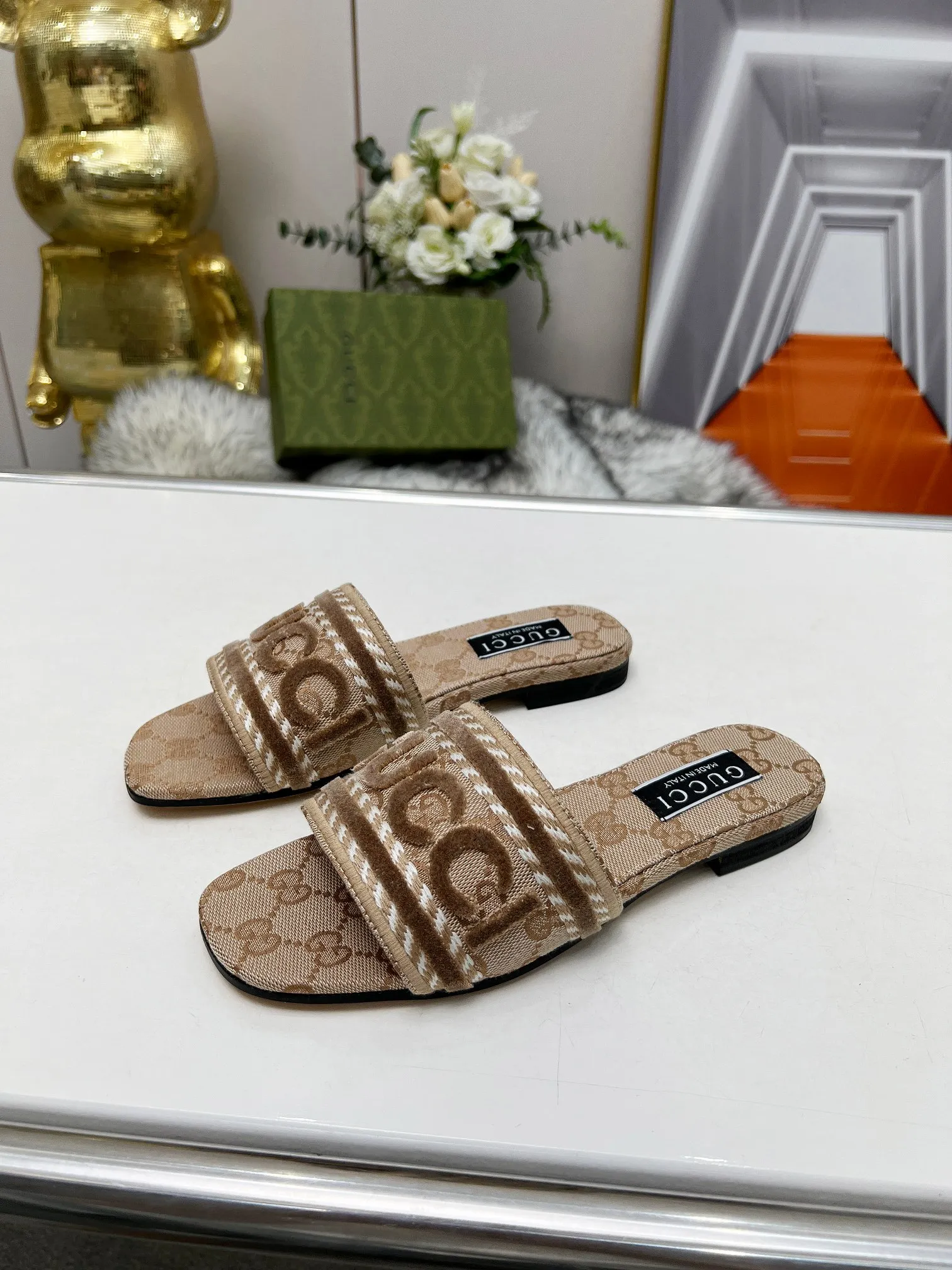 GG new arrival womne slippers 02