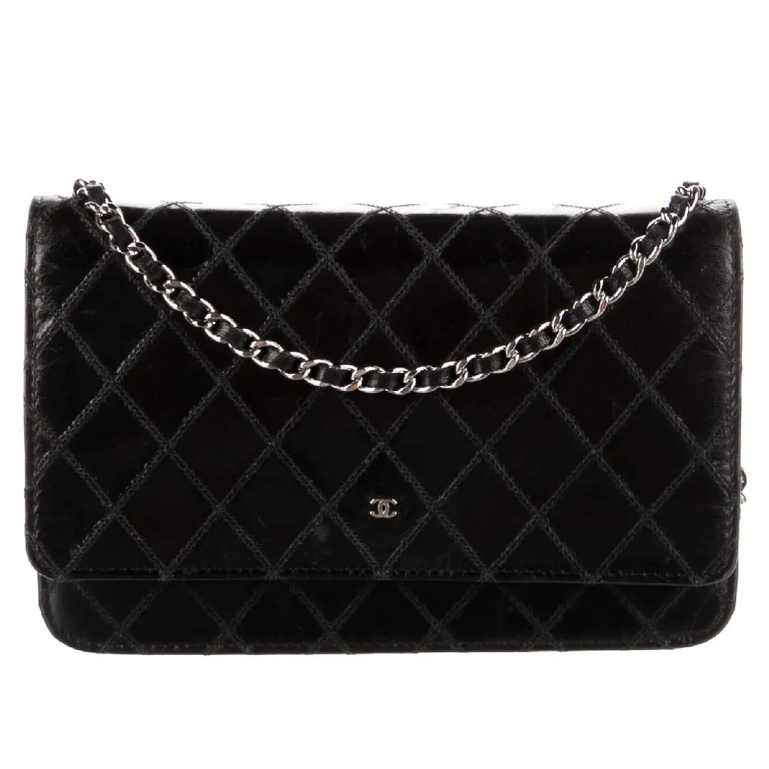 Diamond Quilt Wallet On Chain