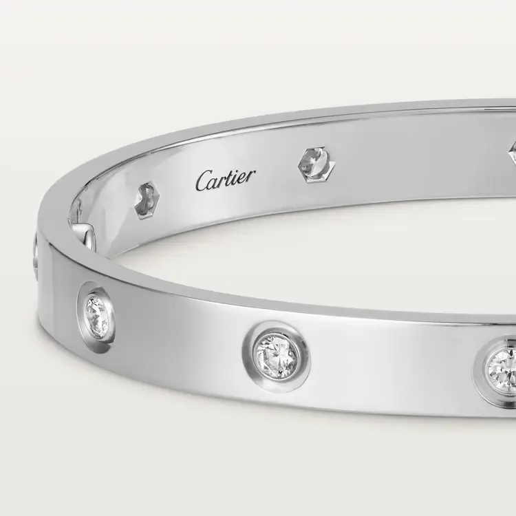 LOVE BRACELET, 10 DIAMONDS