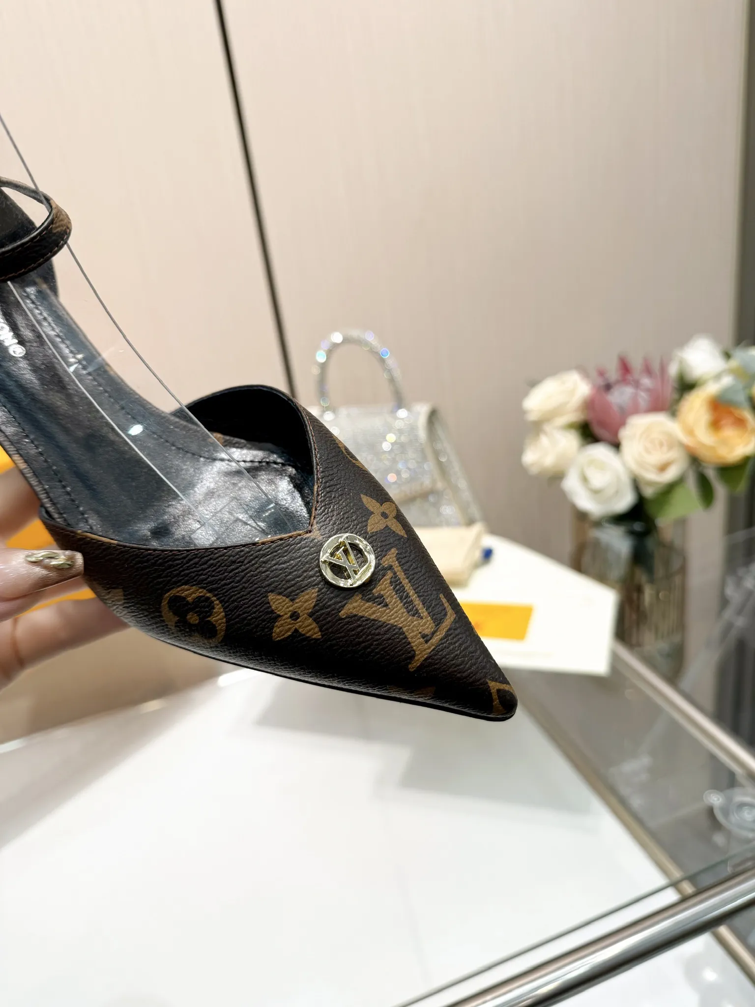 Louis new arrival women shoes heels 4 cm