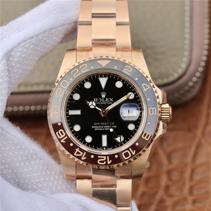 GMT MASTER 2 Rose Gold Multicolor Selection 40mm