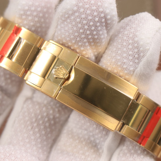 Daytona Pure Golden Multiple dial options 40mm