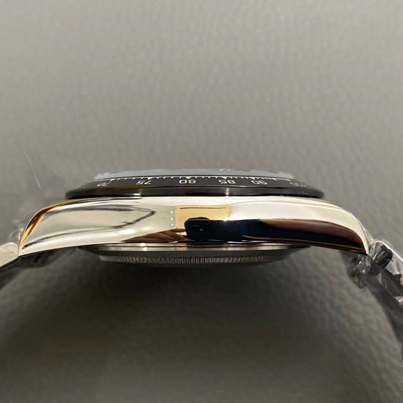 Daytona Siver Classic Panda Black & White Dial 40mm