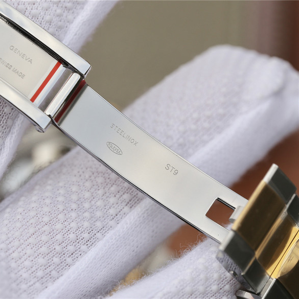 GMT MASTER 2 Black Bezel Multicolor Selection 40mm