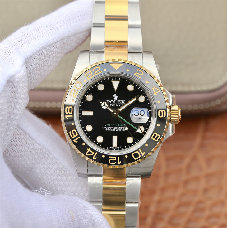 GMT MASTER 2 Black Bezel Multicolor Selection 40mm