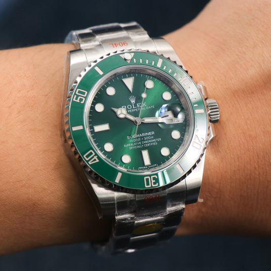 Submariner Silver/Green Multicolor dial 40mm