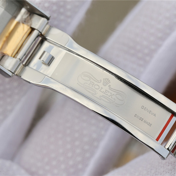 GMT MASTER 2 Black Bezel Multicolor Selection 40mm