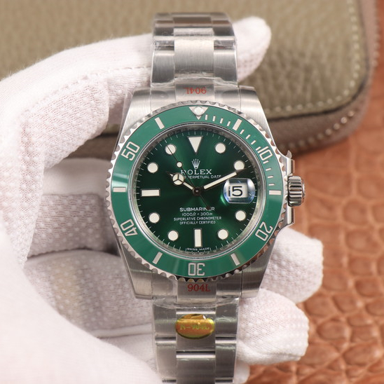 Submariner Silver/Green Multicolor dial 40mm