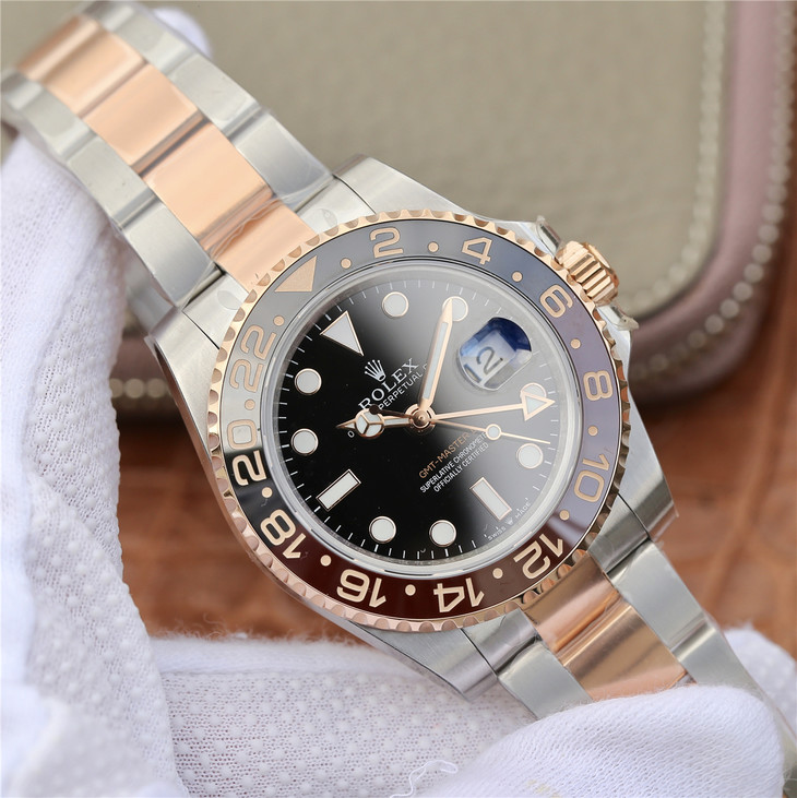 GMT MASTER 2 Rose Gold Multicolor Selection 40mm