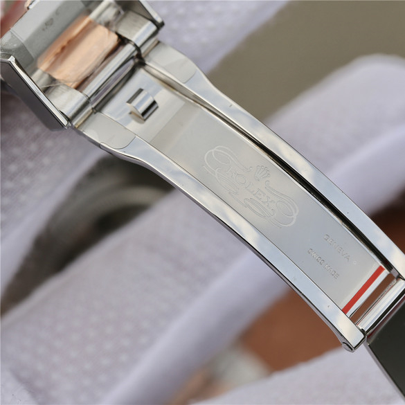 GMT MASTER 2 Rose Gold Multicolor Selection 40mm