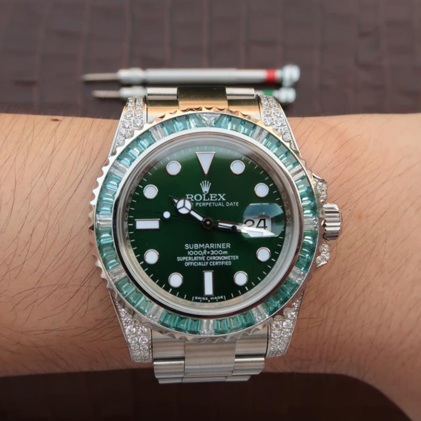 Submariner Silver Green Diamond 40mm