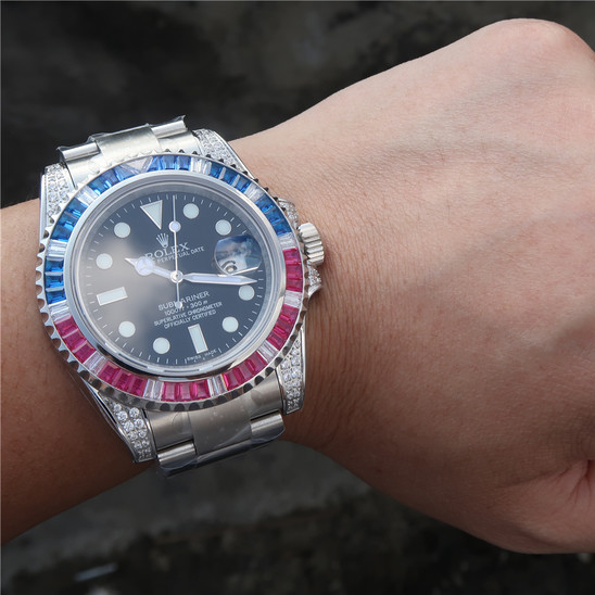 Submariner Silver Blue / Red Diamond 40mm