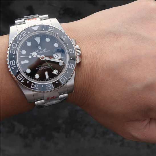 GMT MASTER 2 Black Bezel Multicolor Selection 40mm