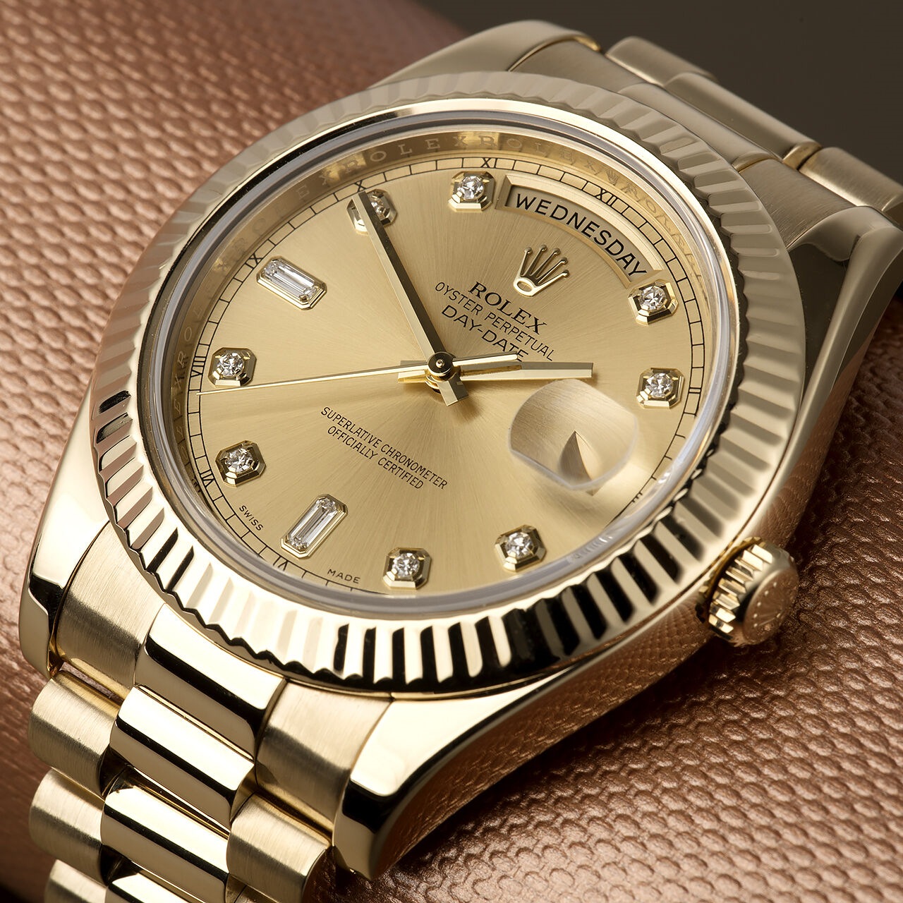 Day-Date II Golden Diamond Scale 41mm