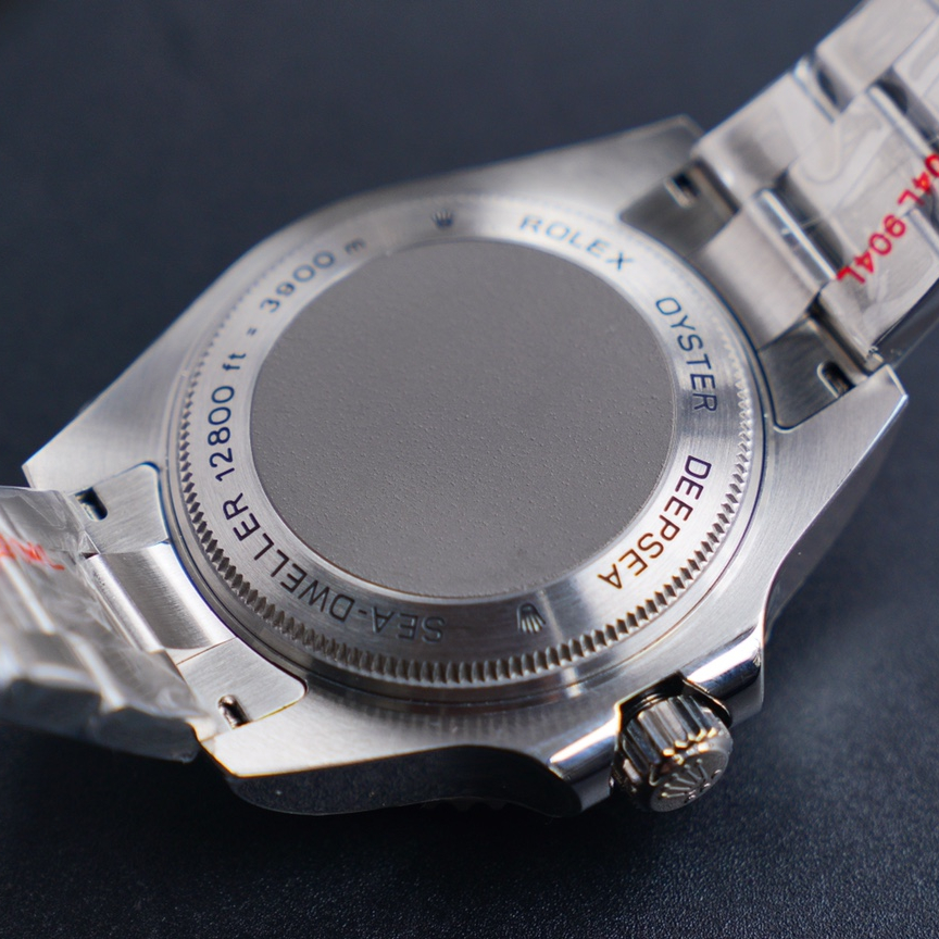 Sea Dweller Deep Sea Multicolor Selection 44mm