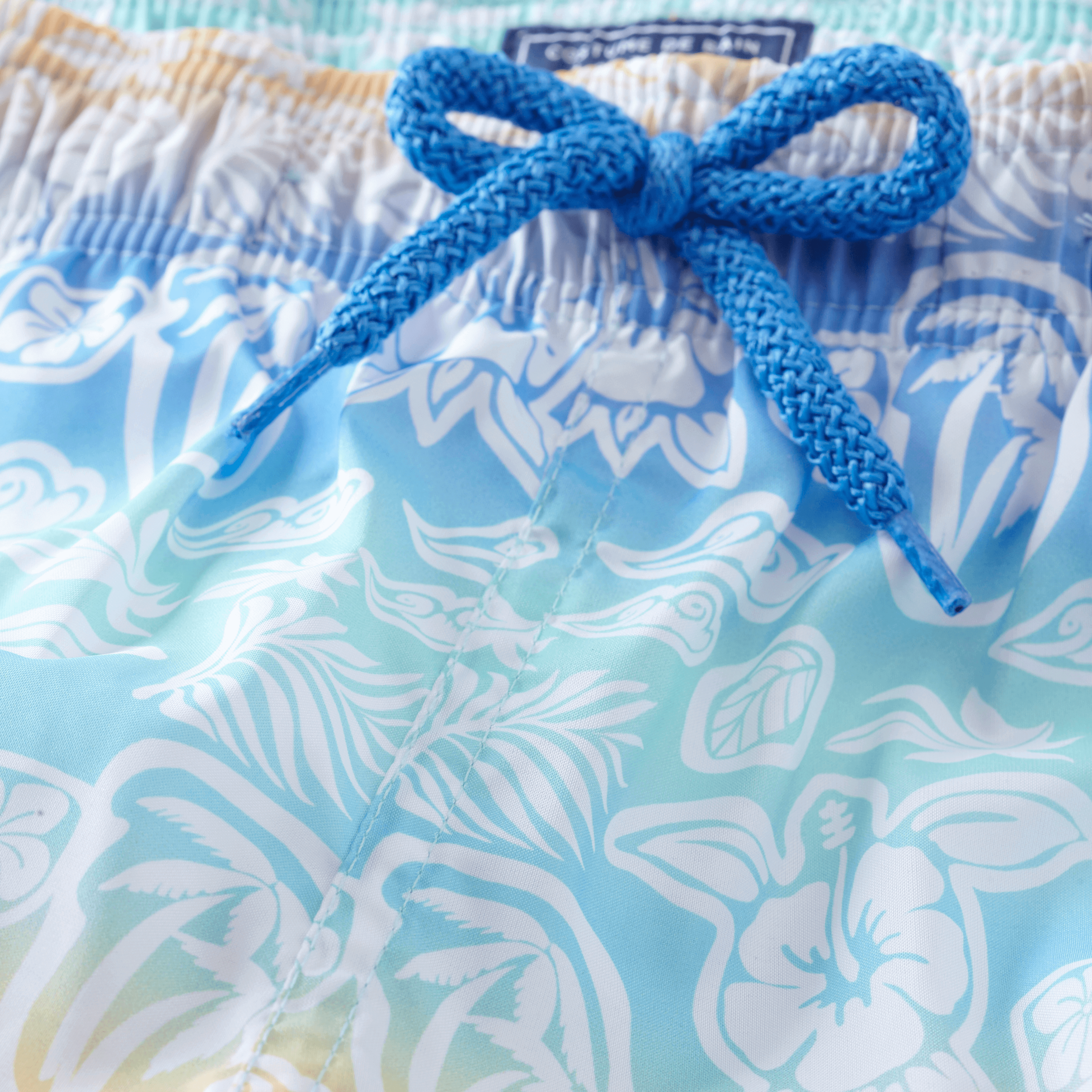 VILEBREQUIN Boys Ultra-Light and Packable Swim Shorts Tahiti Turtles