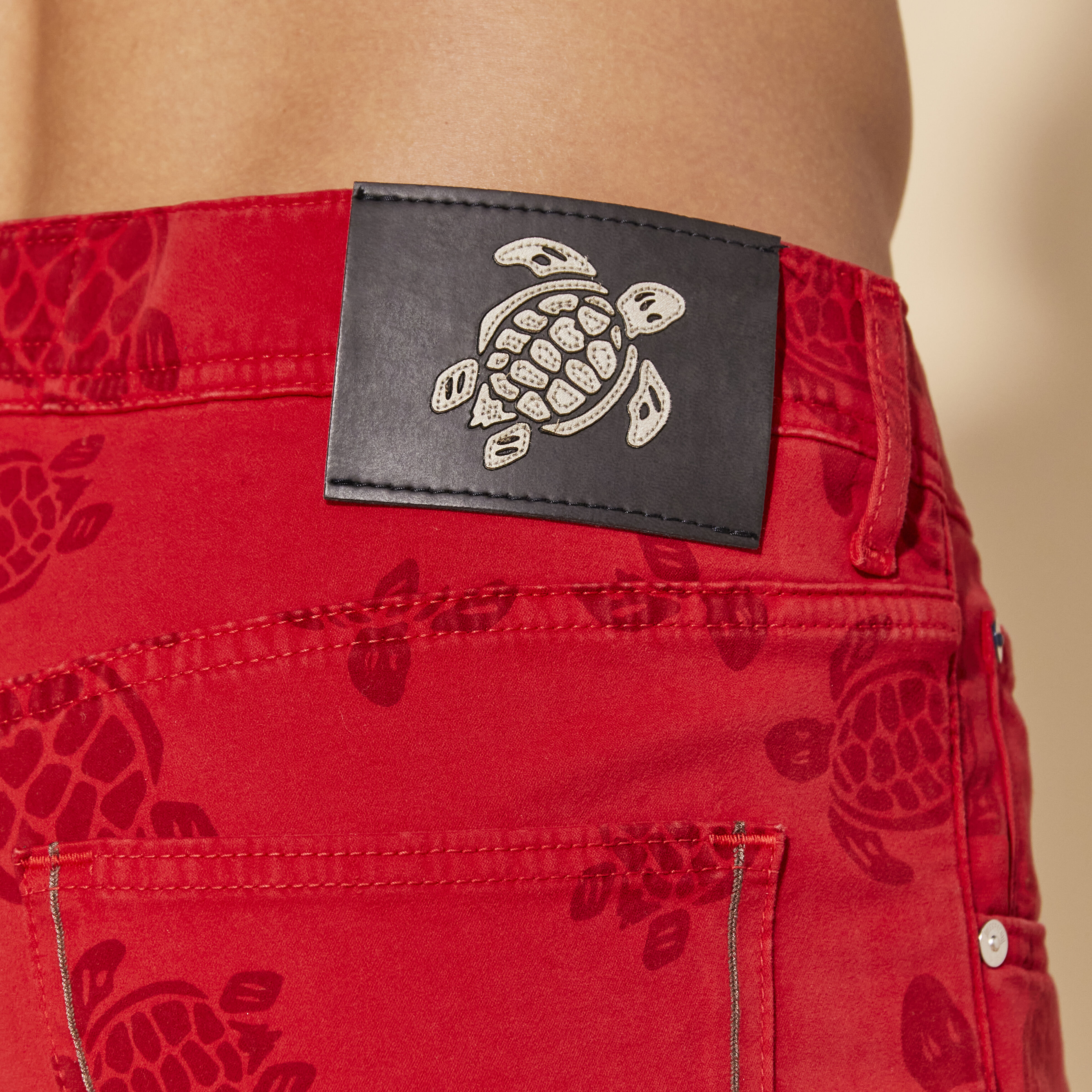 VILEBREQUIN Men 5-Pockets Bermuda Shorts Resin Print Ronde des Tortues