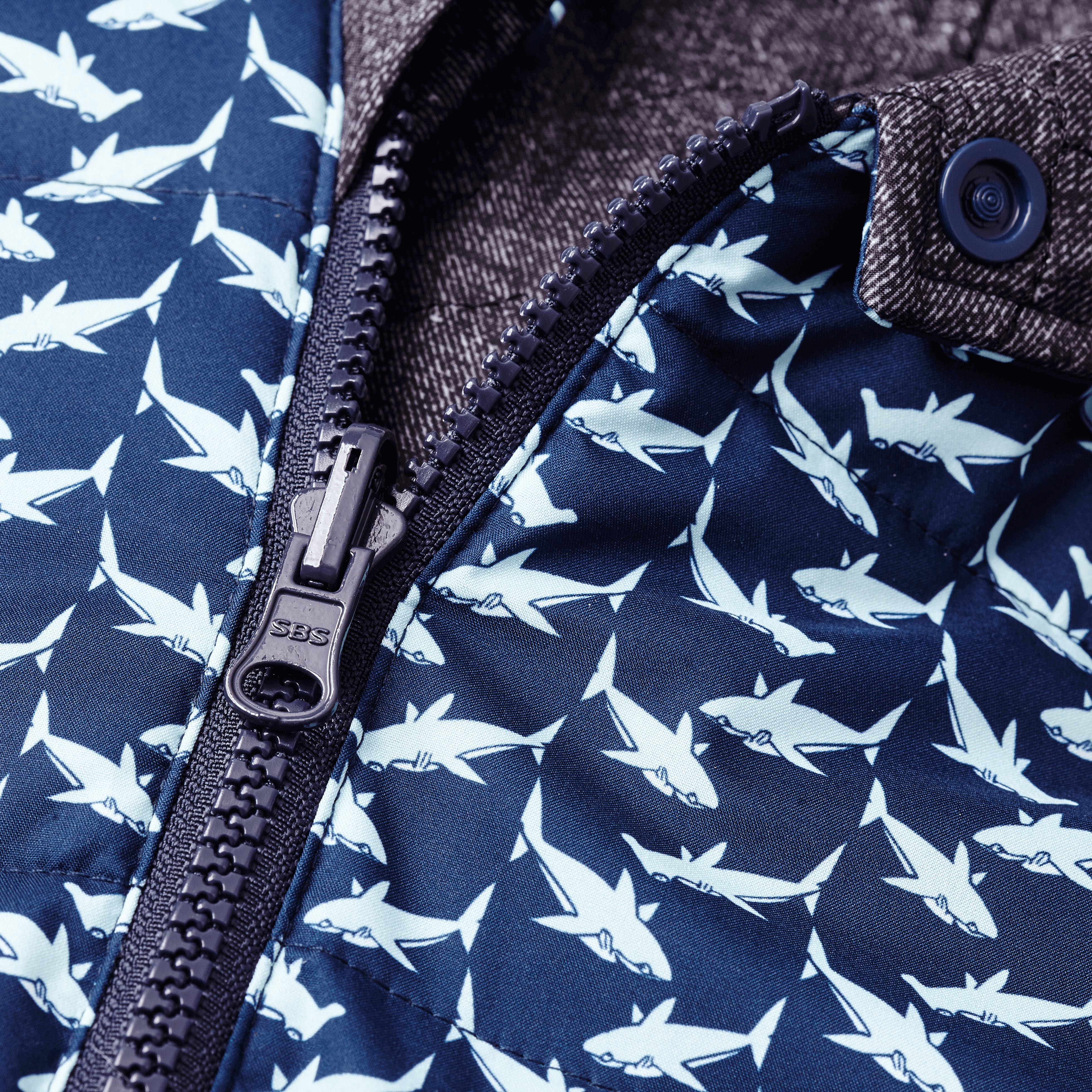 VILEBREQUIN Boys Reversible Hooded Jacket Net Sharks