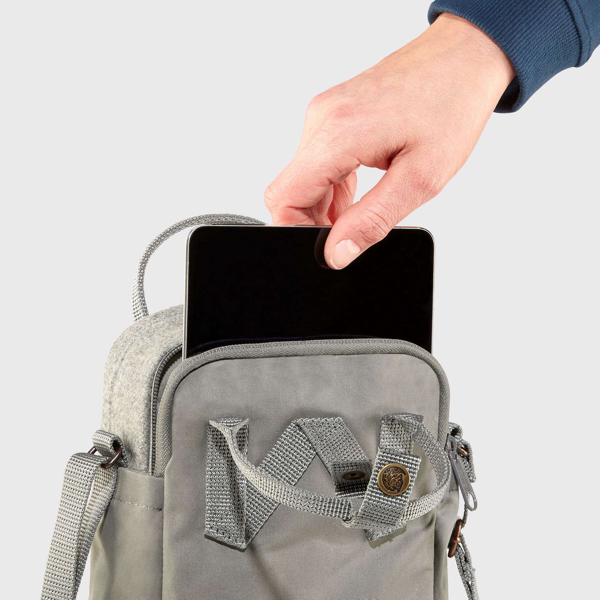 KÅNKEN Re-Wool Sling