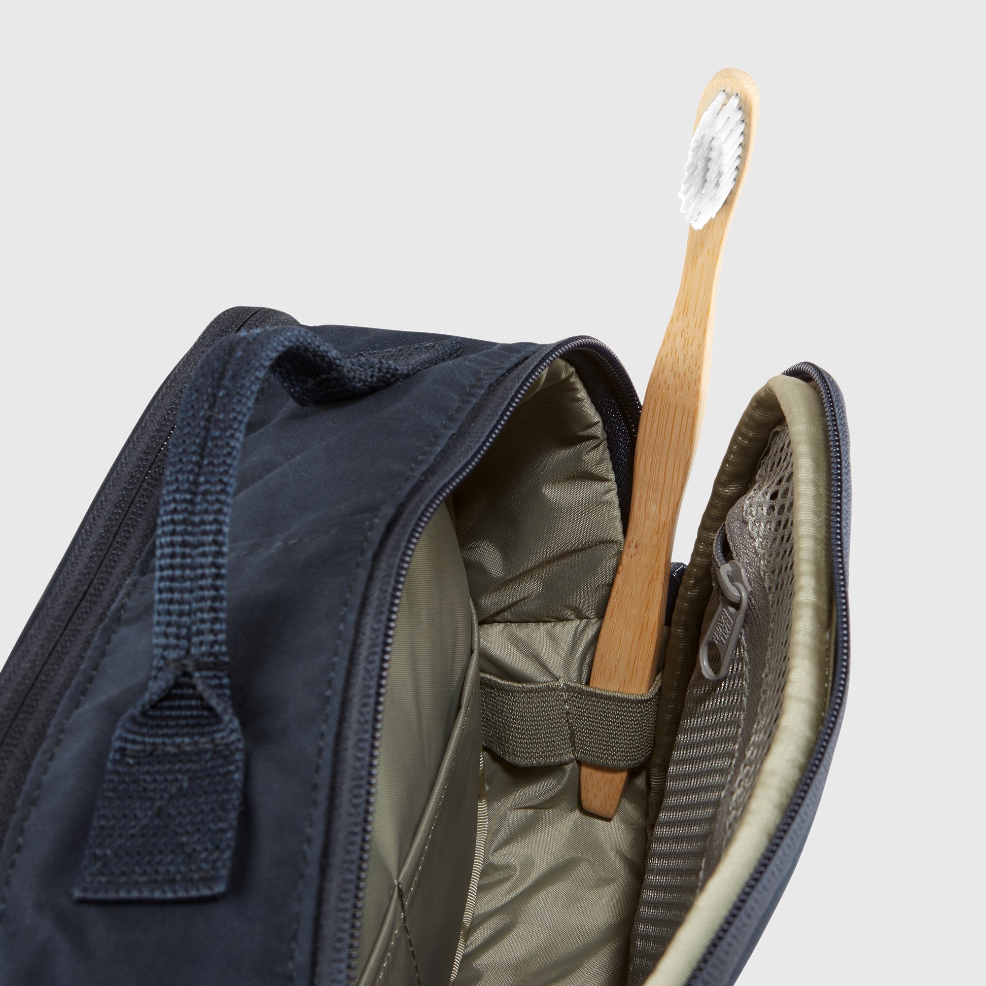 KÅNKEN Toiletry Bag