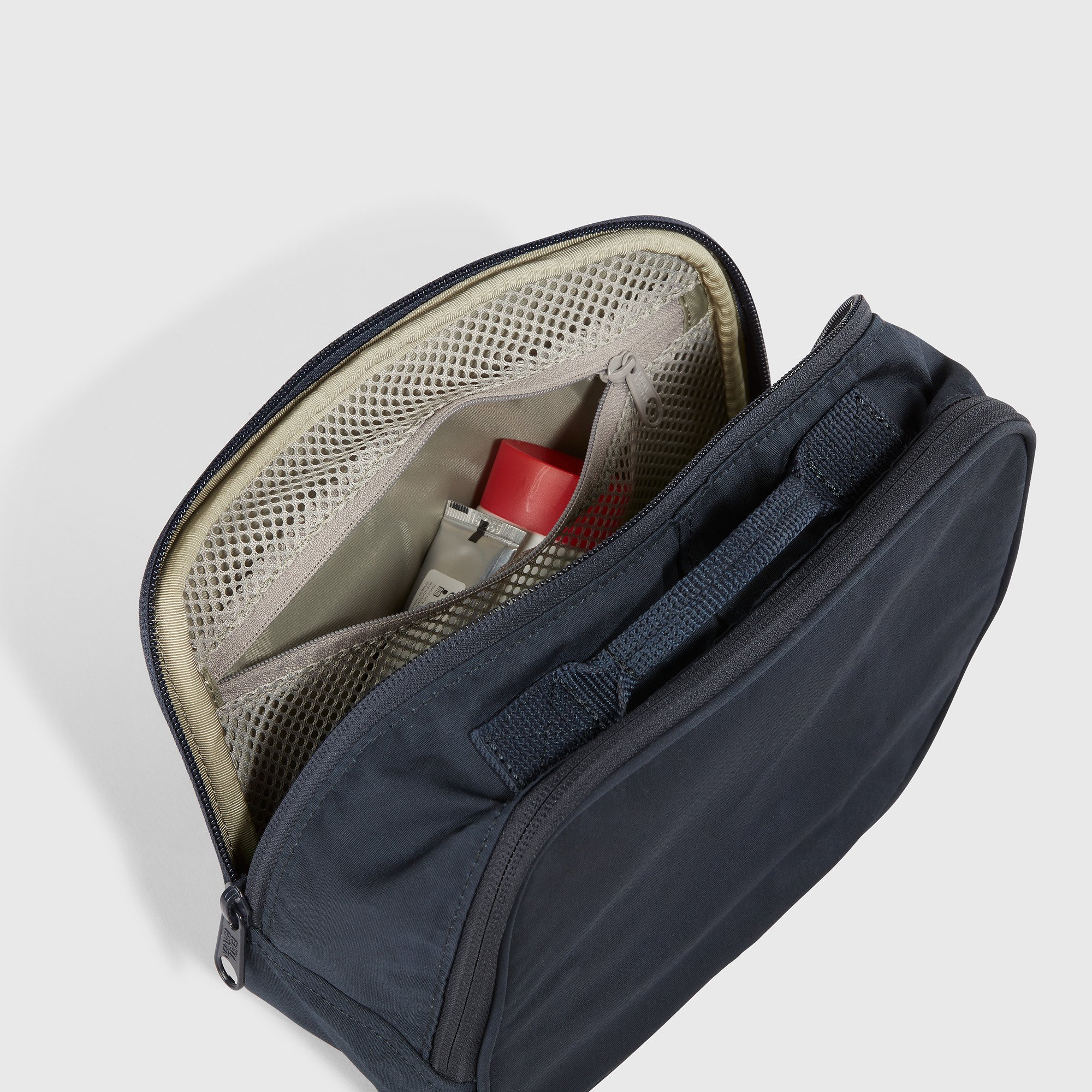 KÅNKEN Toiletry Bag