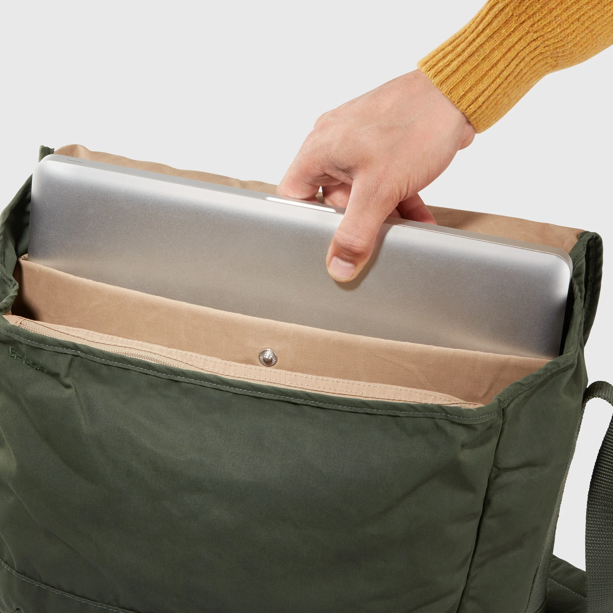 GREENLAND SHOULDER BAG