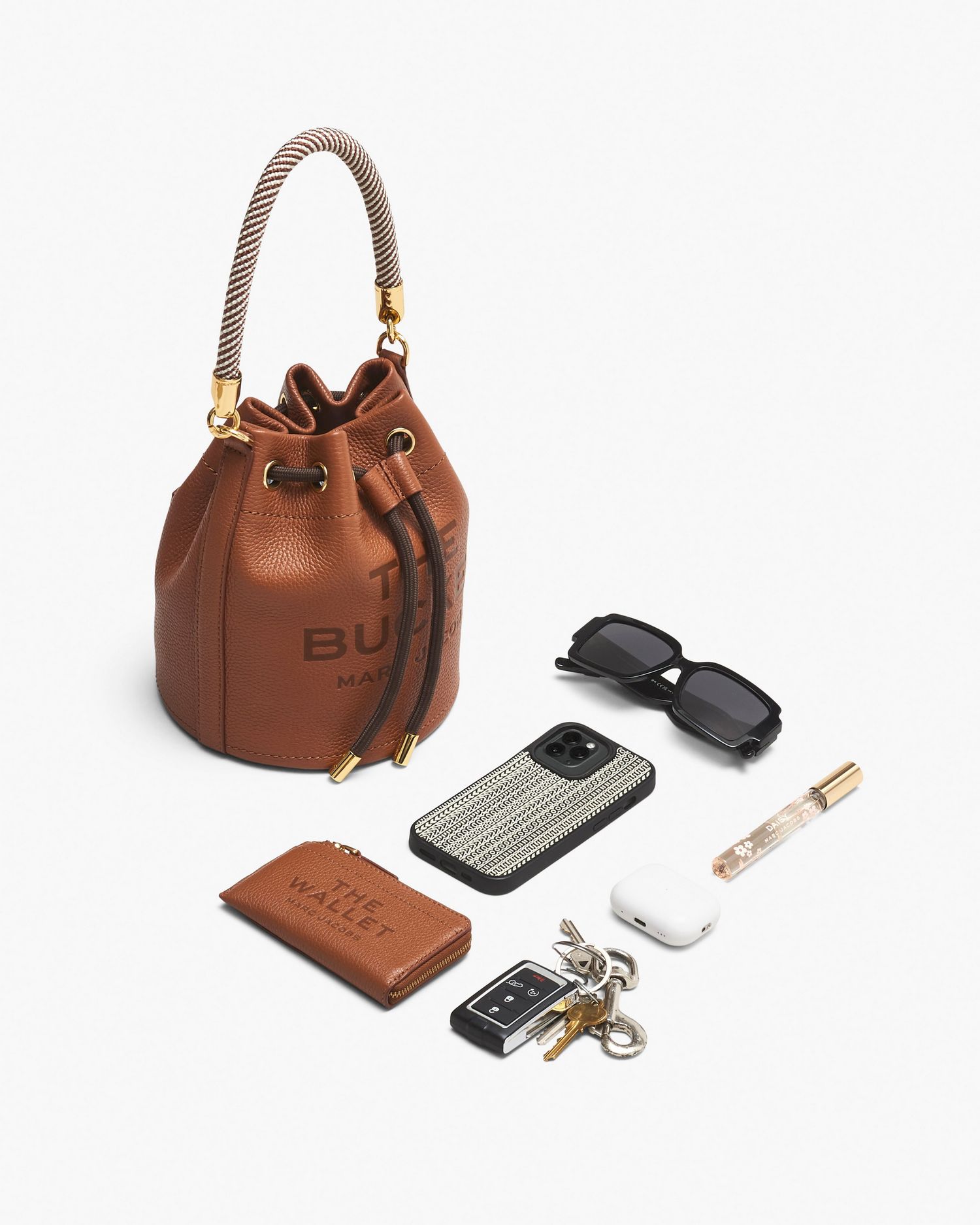 The Leather Bucket Bag | Marc Jacobs Outlet