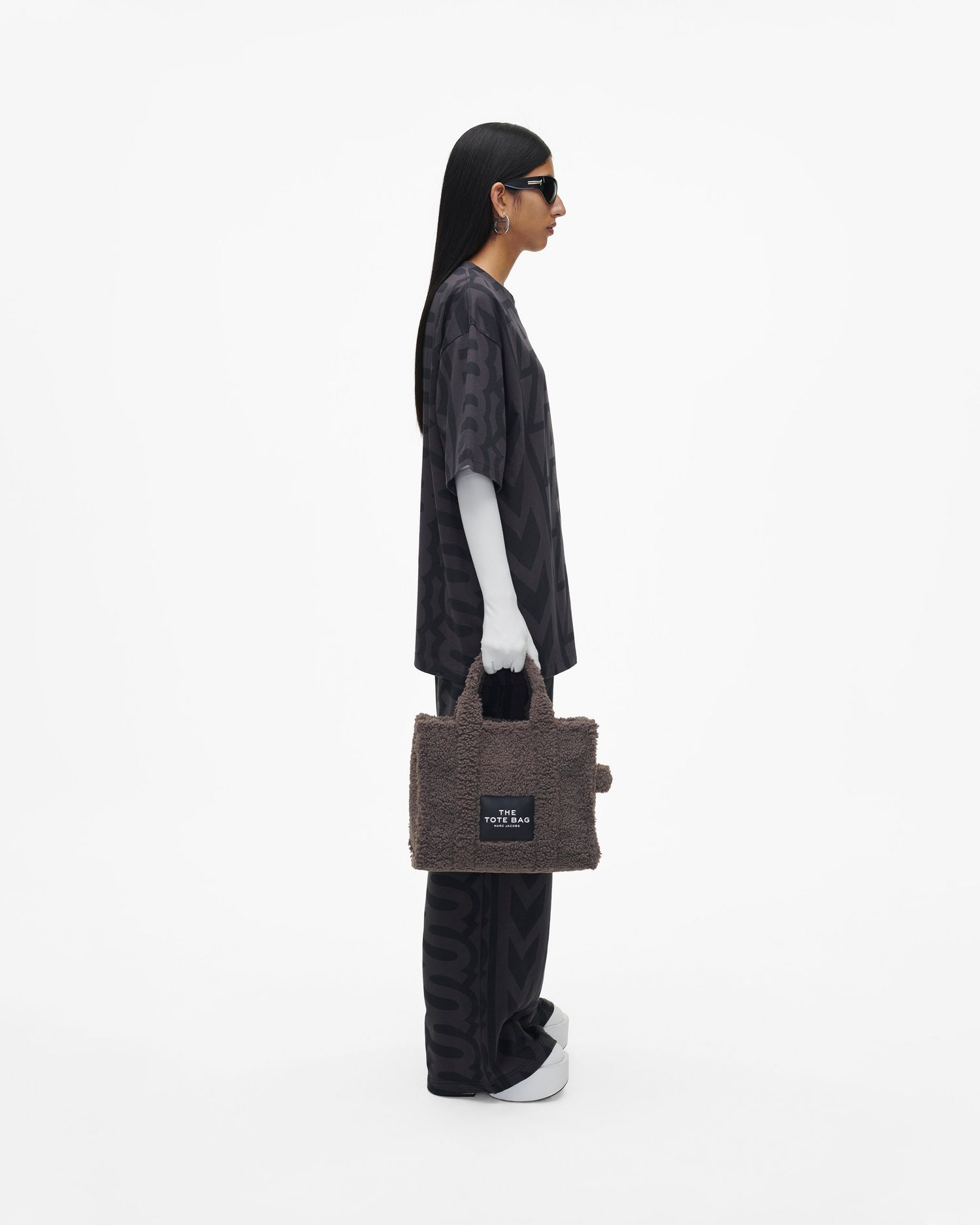 The Teddy Medium Tote Bag | Marc Jacobs Outlet