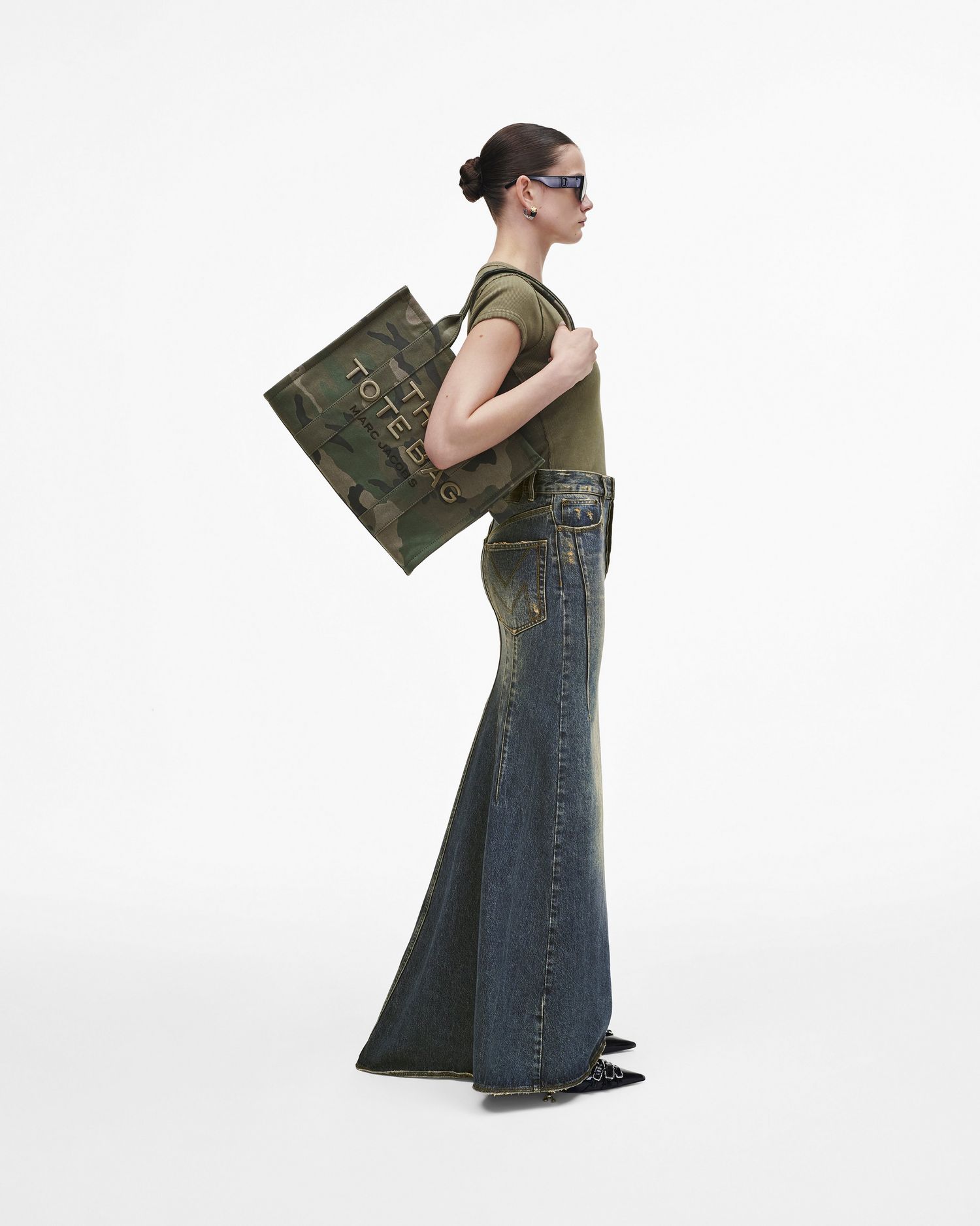 The Camo Jacquard Large Tote Bag | Marc Jacobs Outlet