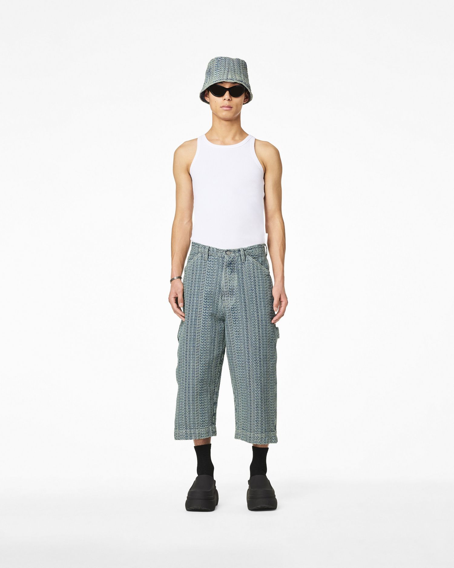 The Washed Monogram Oversized Denim Short | Marc Jacobs Outlet