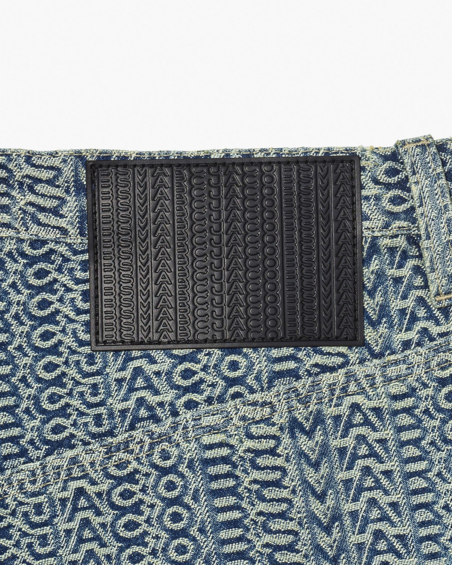 The Washed Monogram Oversized Denim Short | Marc Jacobs Outlet