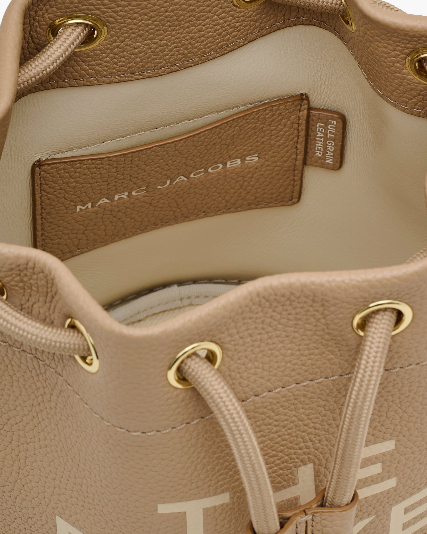 The Leather Bucket Bag | Marc Jacobs Outlet