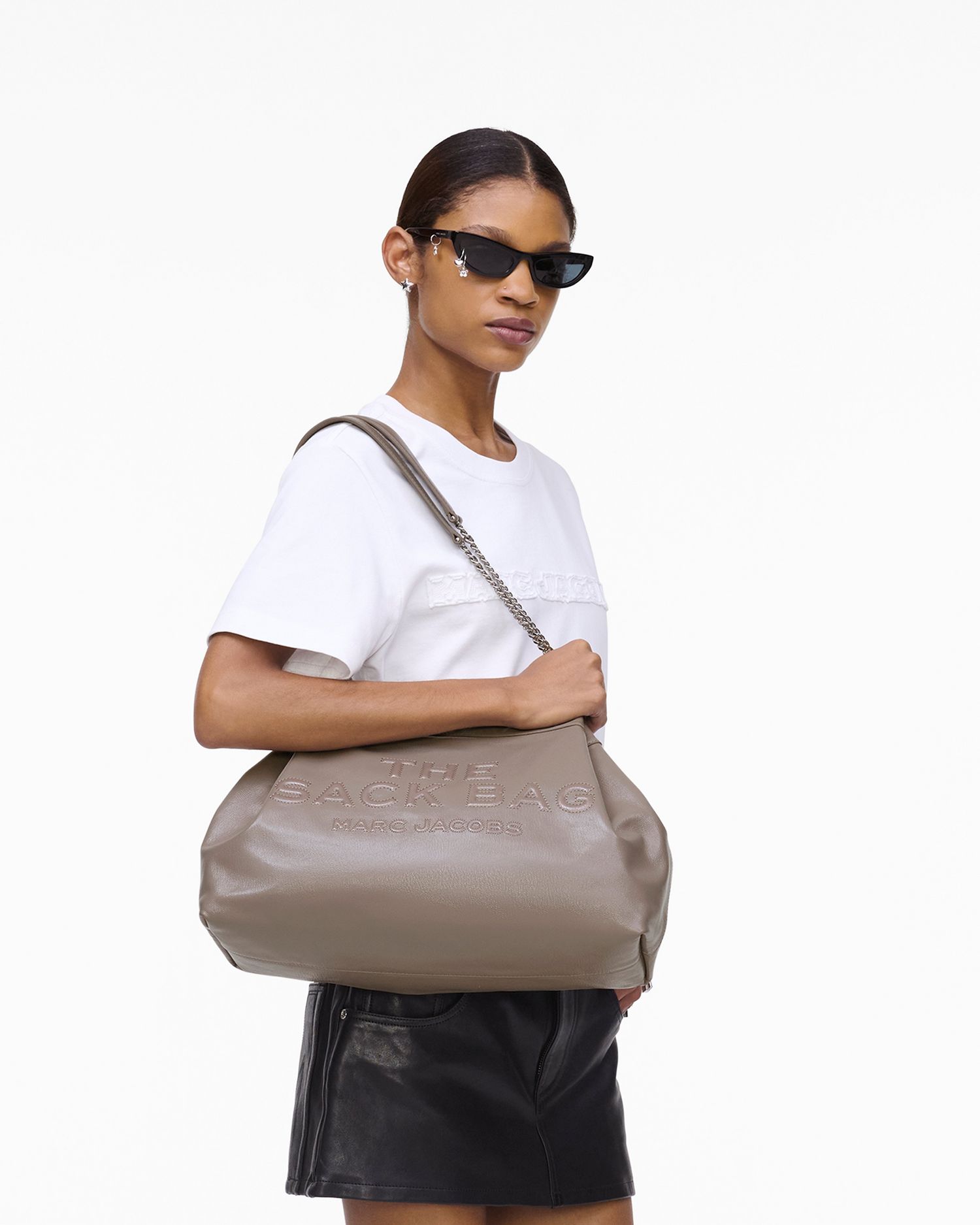 The Large Chain Sack Bag | Marc Jacobs Outlet
