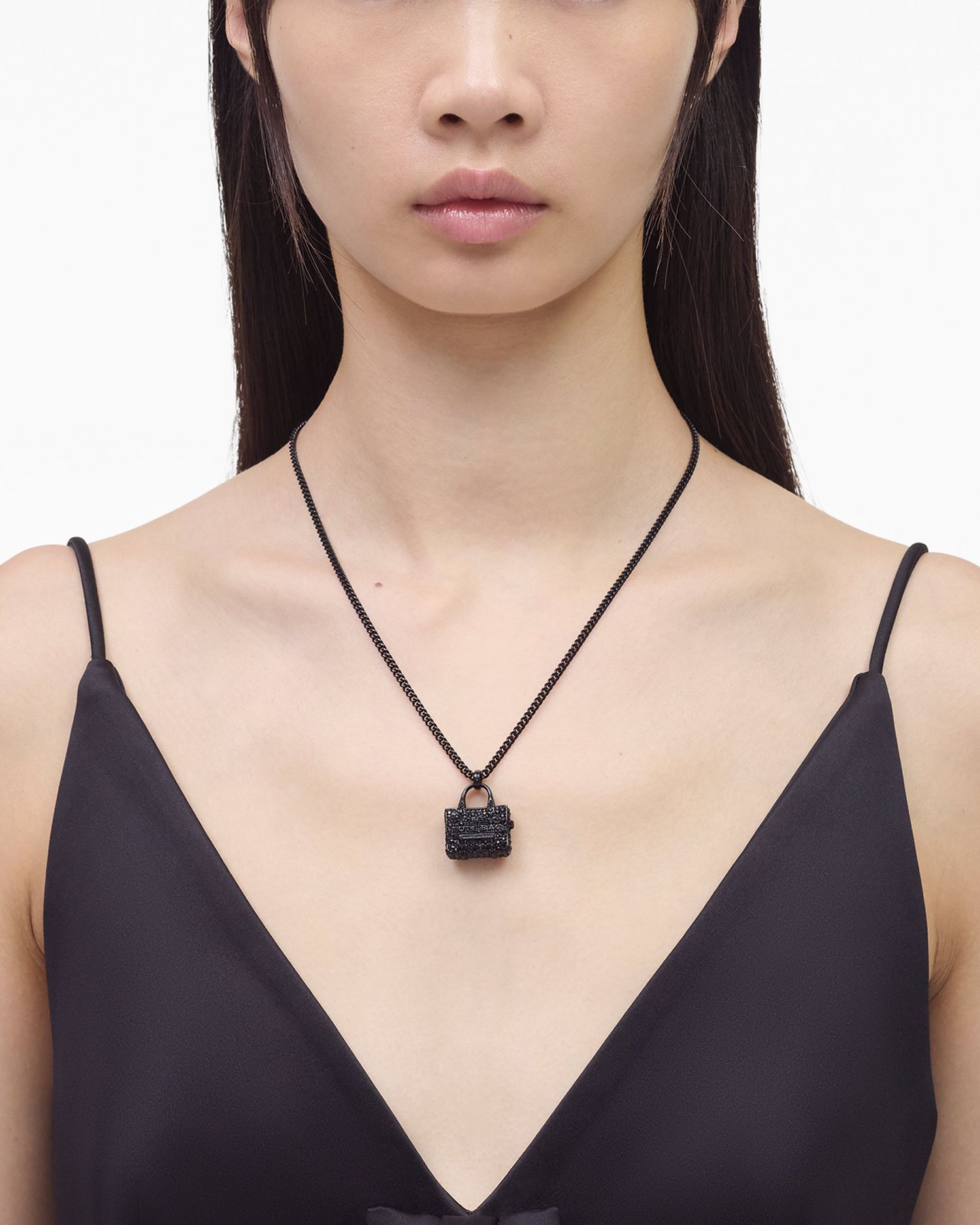 The Pave Tote Bag Necklace | Marc Jacobs Outlet