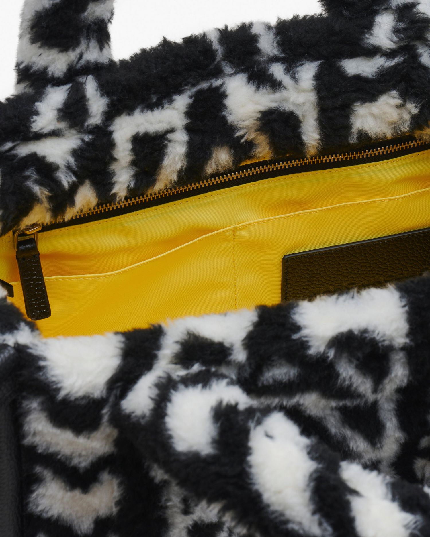 The Monogram Teddy Medium Tote Bag | Marc Jacobs Outlet