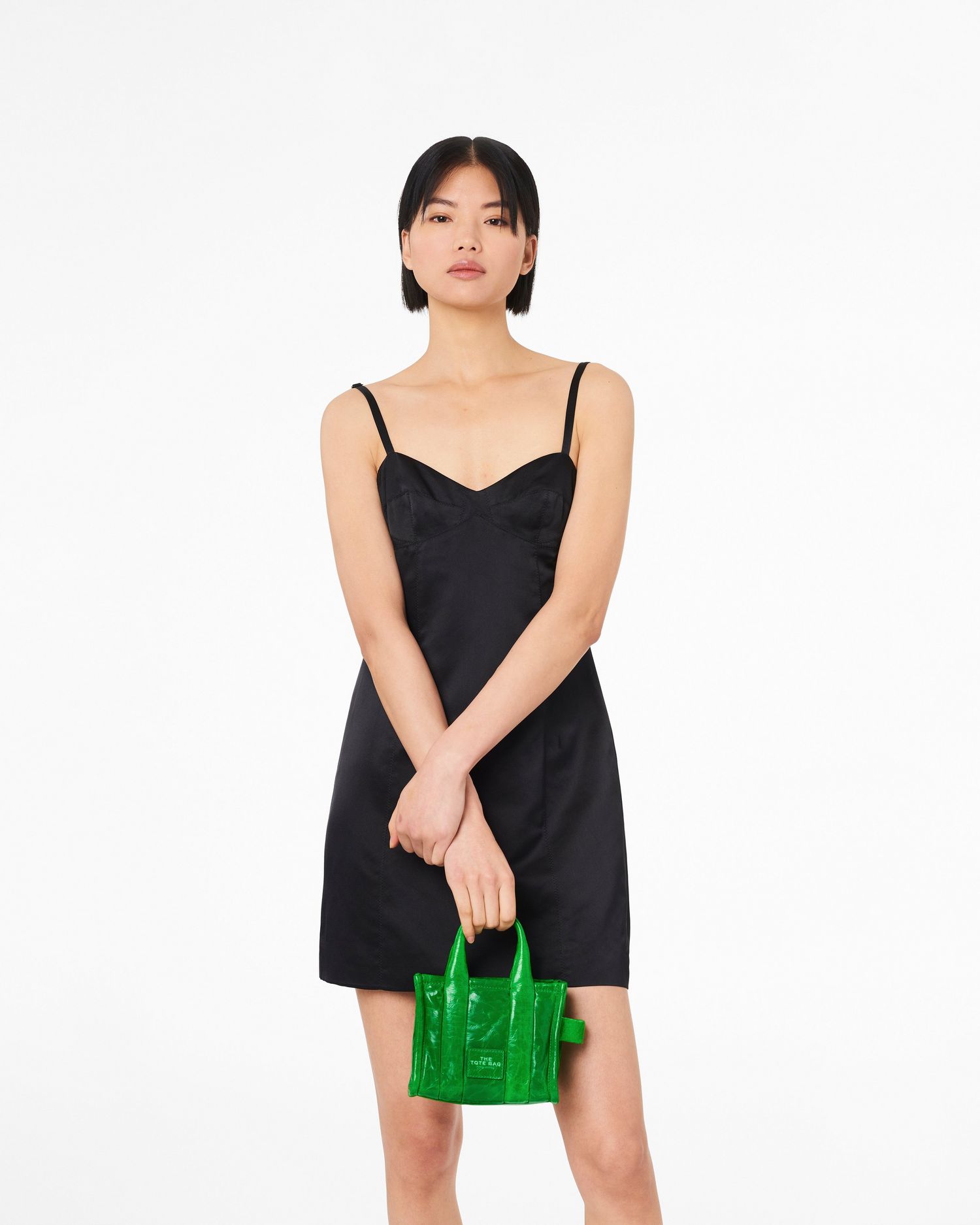 The Shiny Crinkle Leather Crossbody Tote | Marc Jacobs Outlet