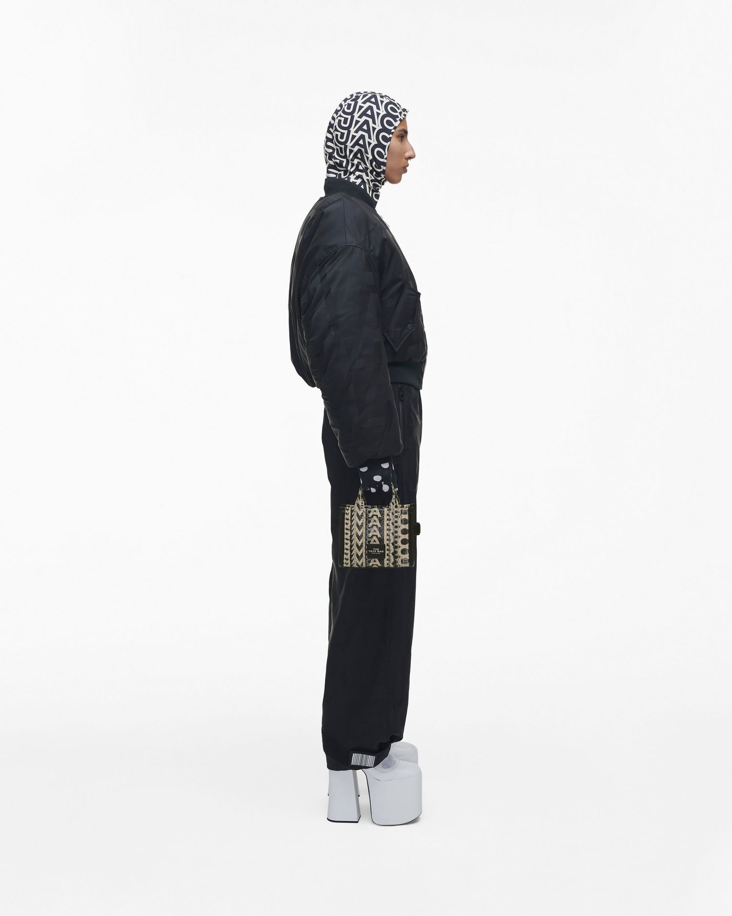 The Monogram Lenticular Crossbody Tote Bag | Marc Jacobs Outlet