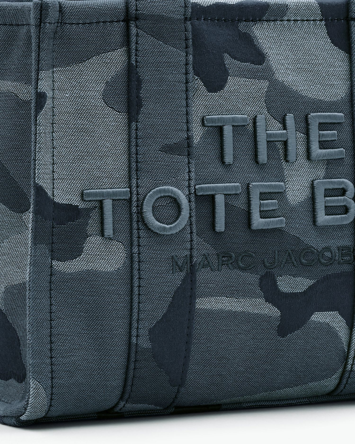 The Camo Jacquard Small Tote Bag | Marc Jacobs Outlet