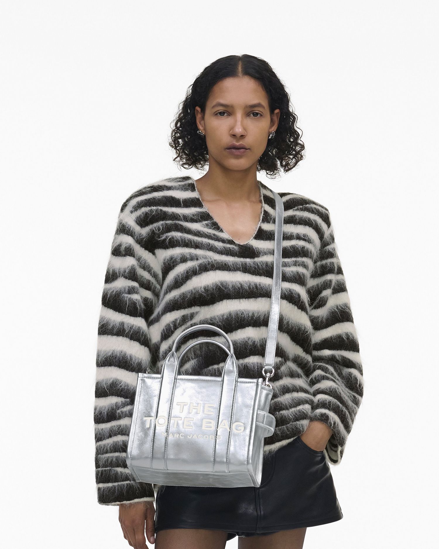 The Metallic Leather Small Tote Bag | Marc Jacobs Outlet
