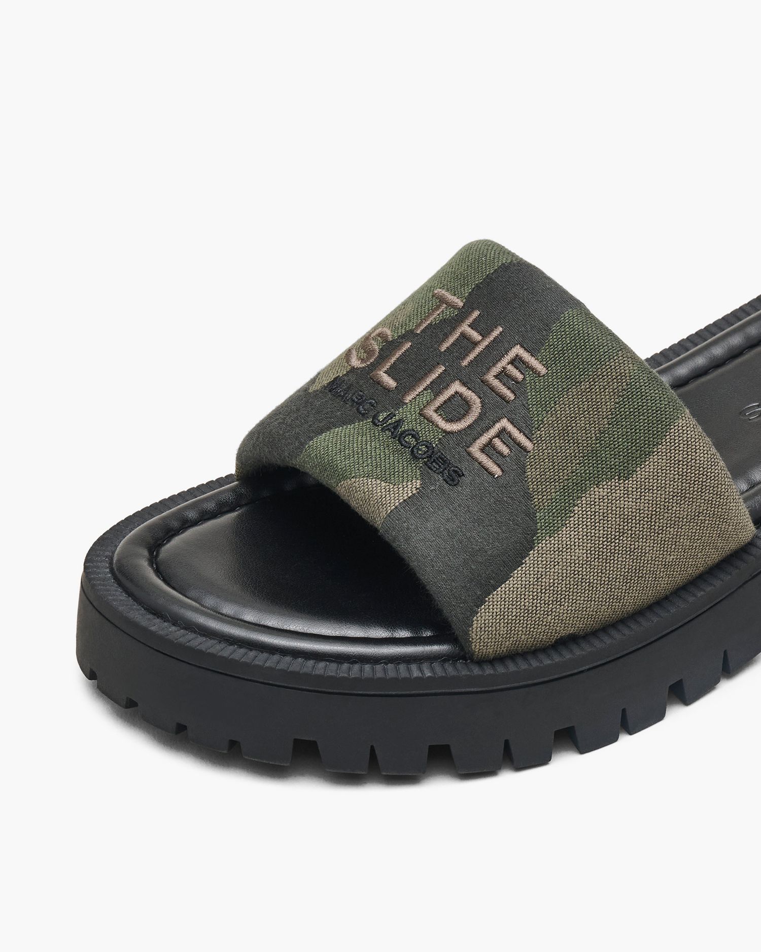 The Camo Jacquard Lug Sole Slide | Marc Jacobs Outlet