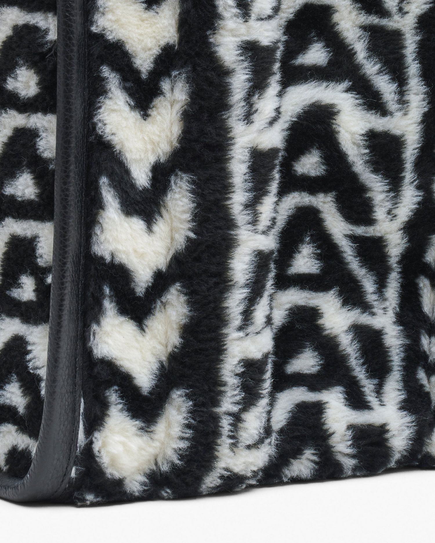 The Monogram Teddy Medium Tote Bag | Marc Jacobs Outlet