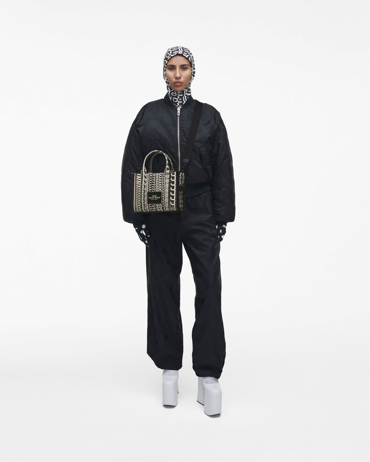 The Monogram Lenticular Small Tote Bag | Marc Jacobs Outlet