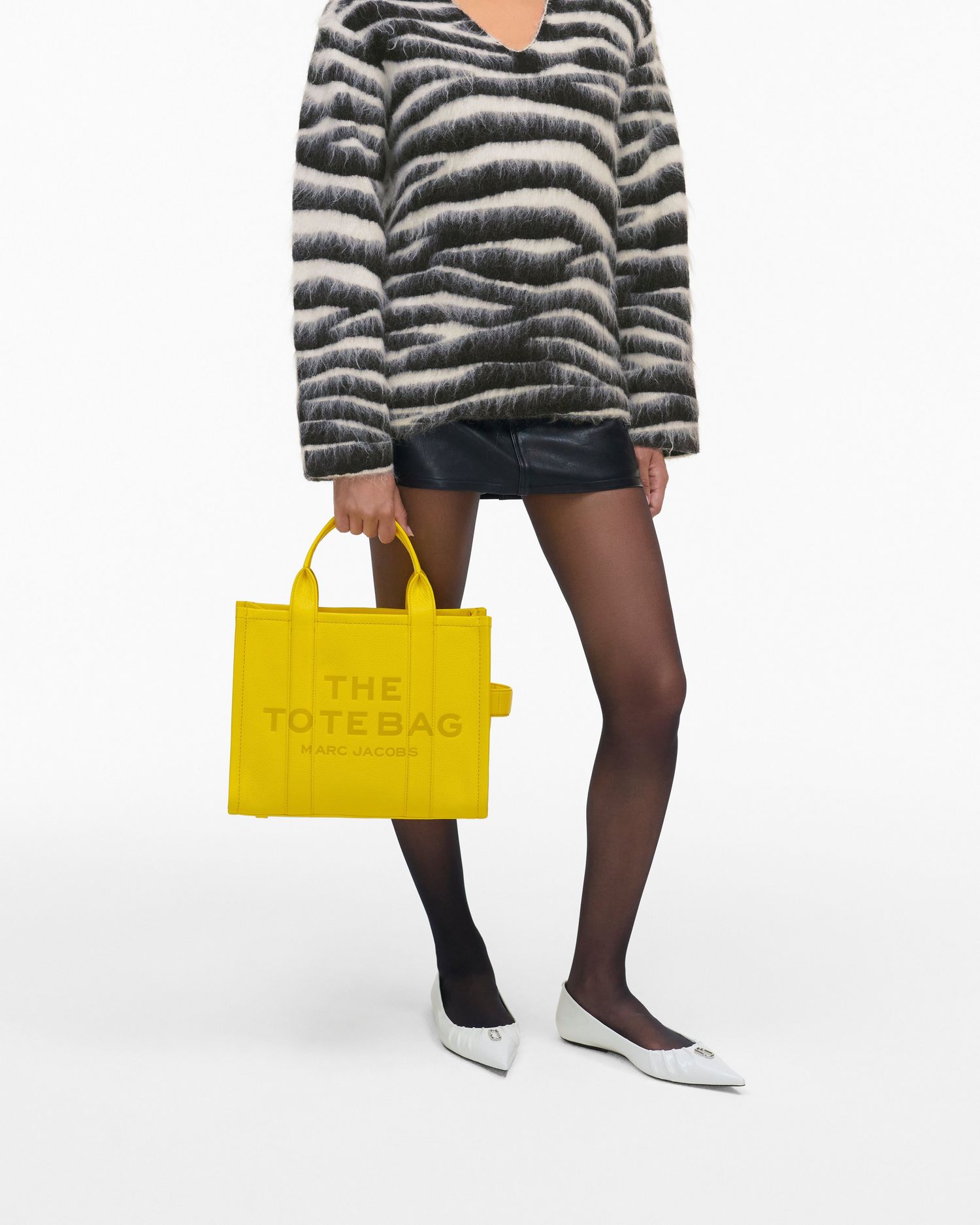 The Leather Medium Tote Bag | Marc Jacobs Outlet