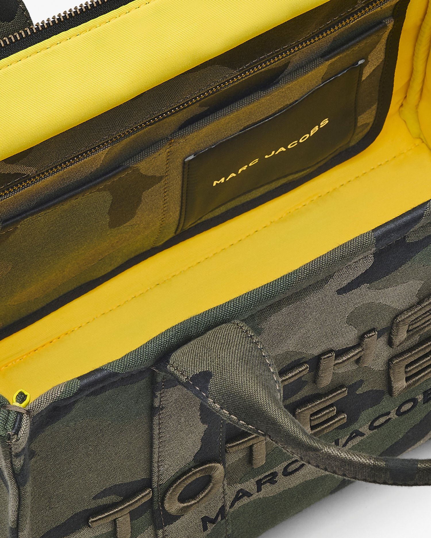 The Camo Jacquard Medium Tote Bag | Marc Jacobs Outlet