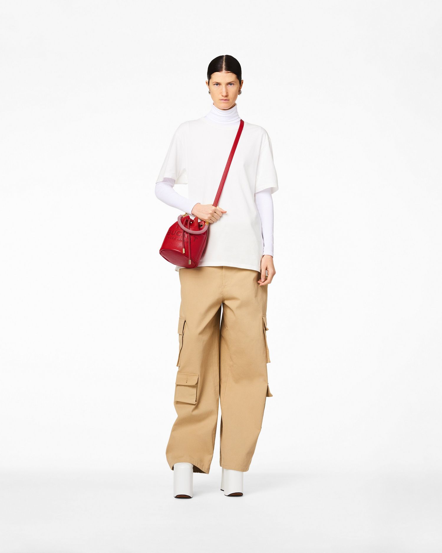 The Leather Bucket Bag | Marc Jacobs Outlet