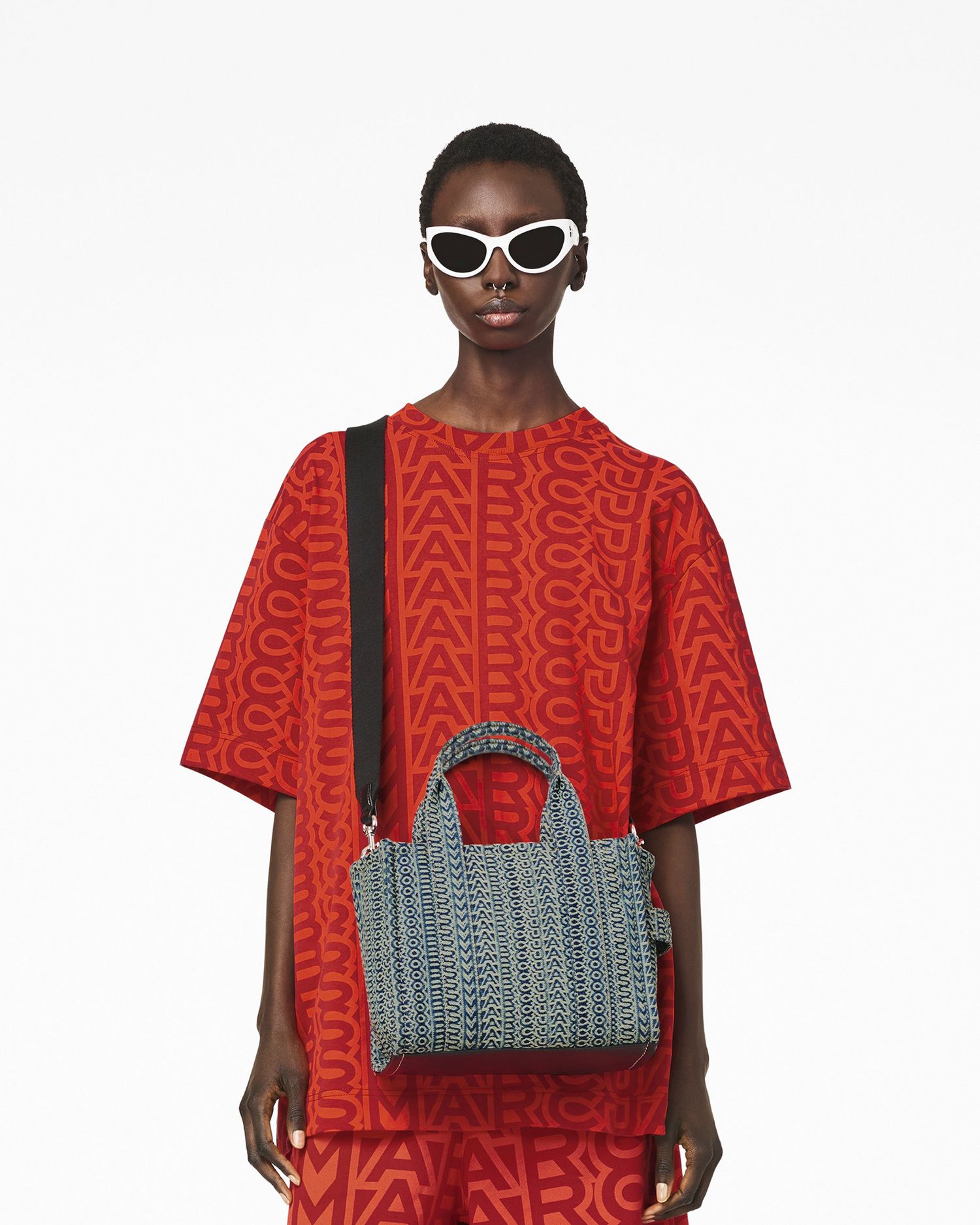 The Washed Monogram Denim Small Tote Bag | Marc Jacobs Outlet