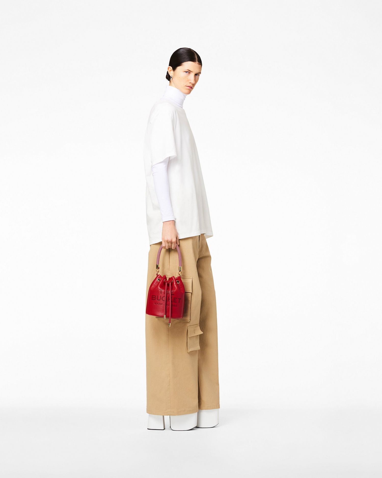 The Leather Bucket Bag | Marc Jacobs Outlet