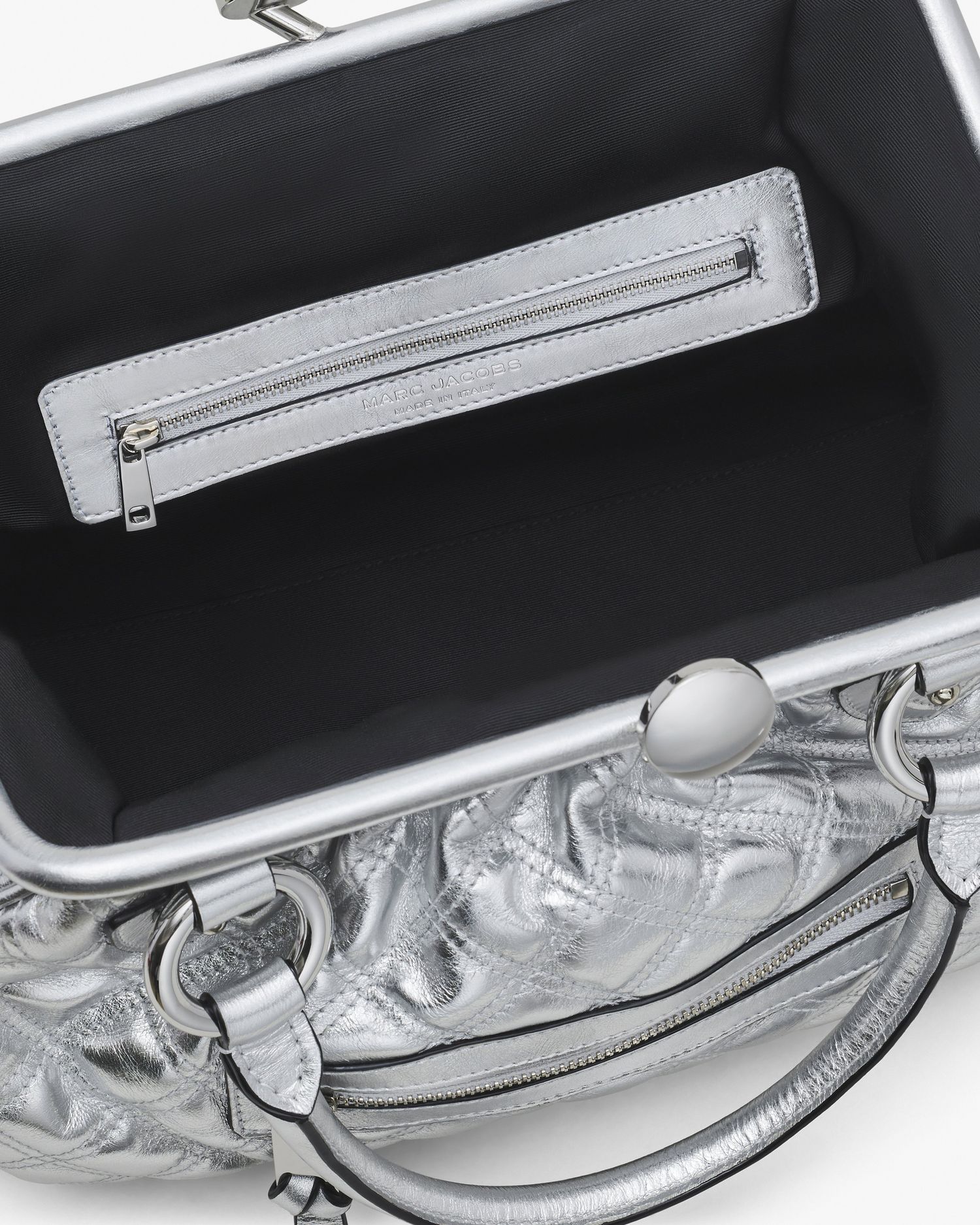 Re-Edition Quilted Metallic Leather Stam Bag | Marc Jacobs Outlet