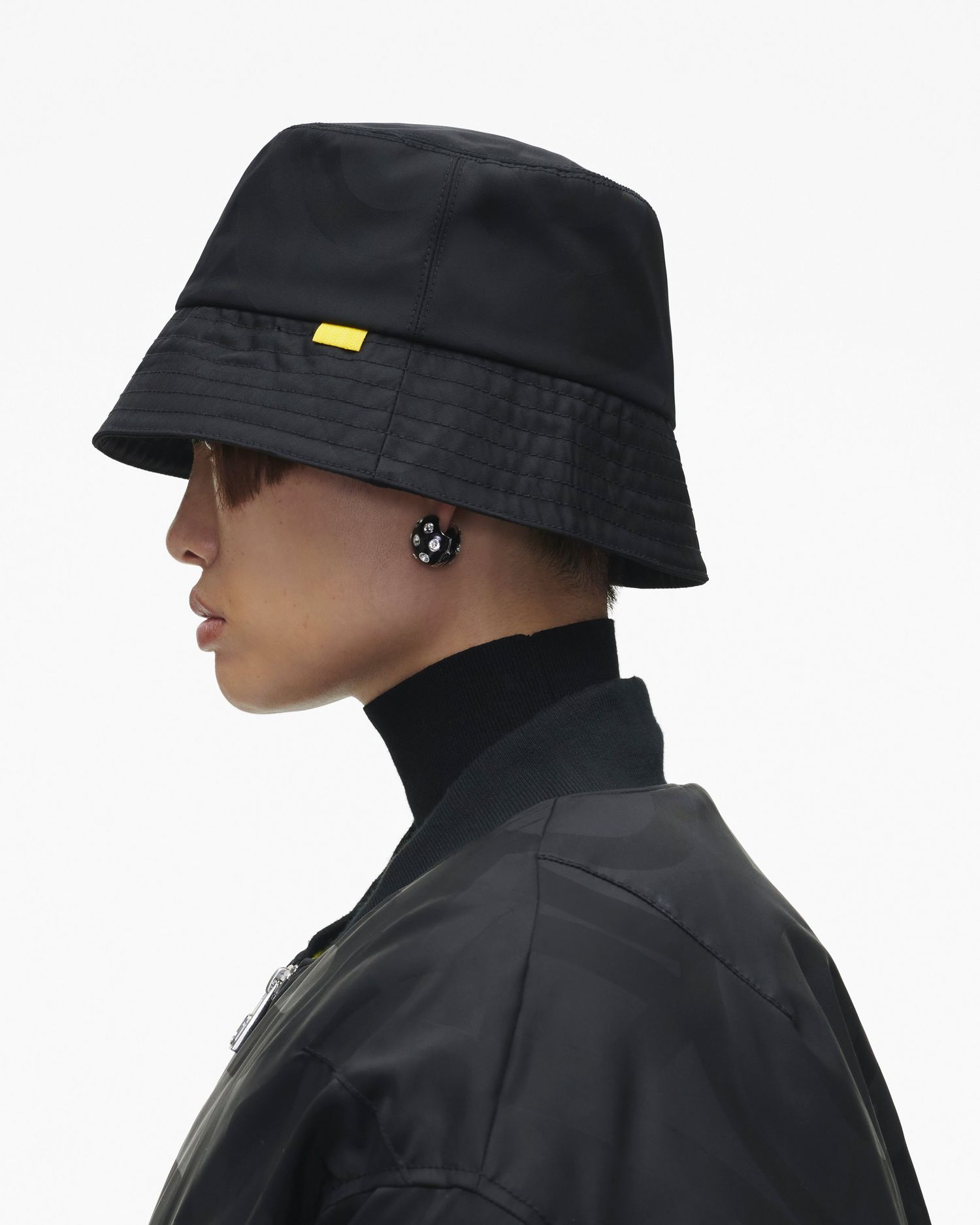 The Nylon Bucket Hat | Marc Jacobs Outlet